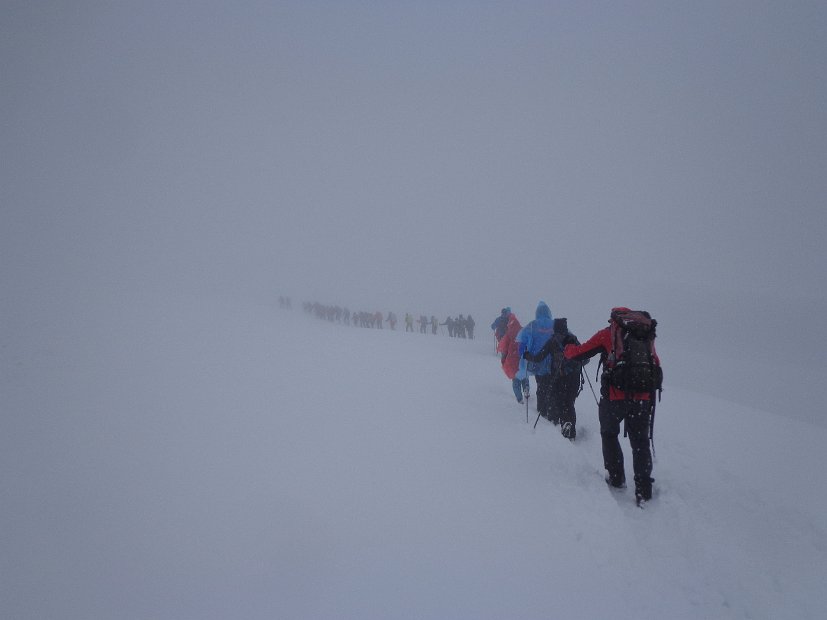 28 avvolti dalla nebbia